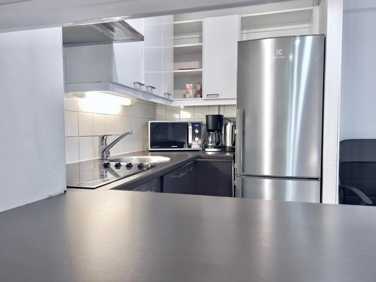 Lovely Central Apartment Helsinki Esterno foto